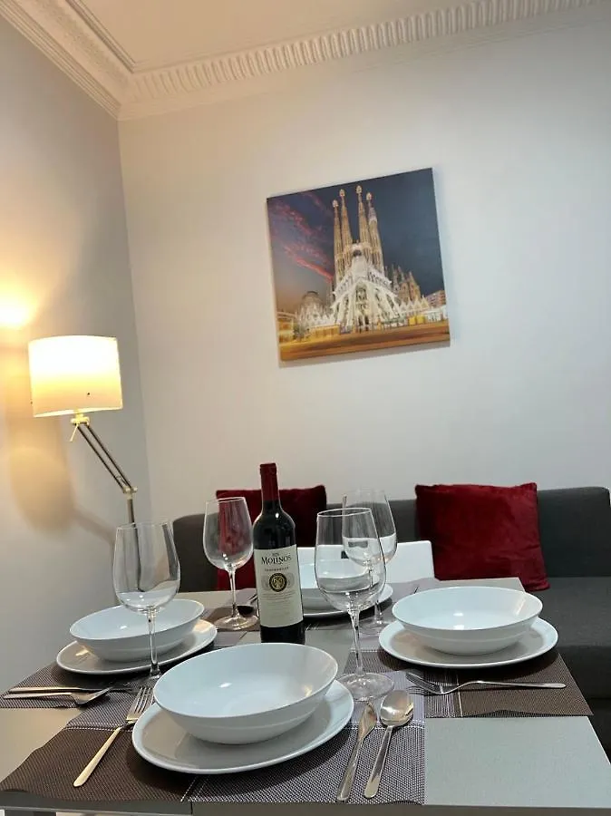 New Camp Nou Apartment/Diret Airport,Beautiful L'Hospitalet de Llobregat Apartamento